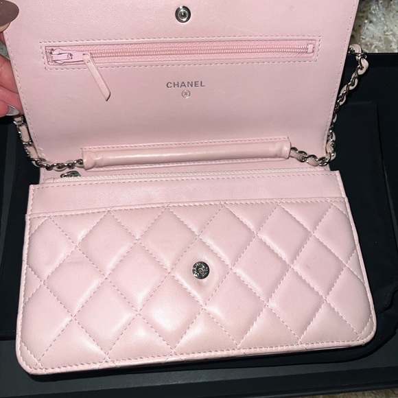 Chanel woc - Picture 3 of 13